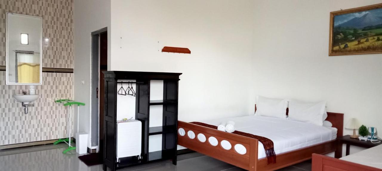 Moni Mahalika Hotel เคลิมูตู ภายนอก รูปภาพ
